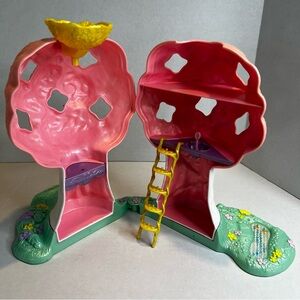 Vintage Mattel Lady Lovely Locks Pixietail Treehouse Playset